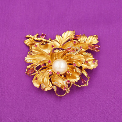 JEWELLERY EMBELLISHMENT