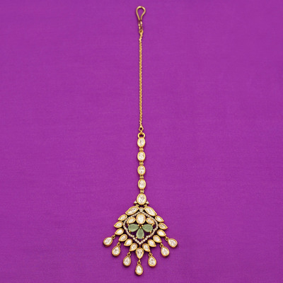 JEWELLERY EMBELLISHMENT